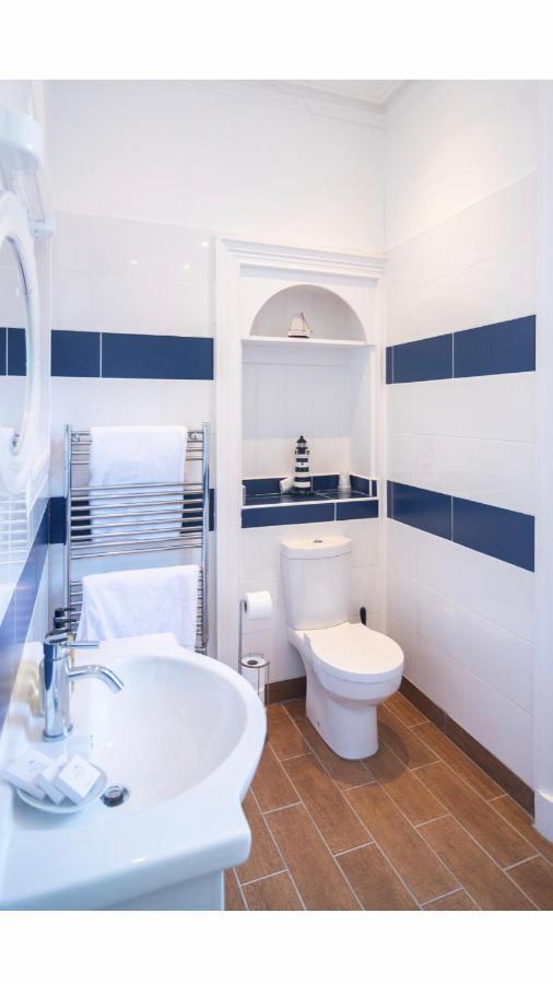 Mackays Hotel Oban Bagian luar foto