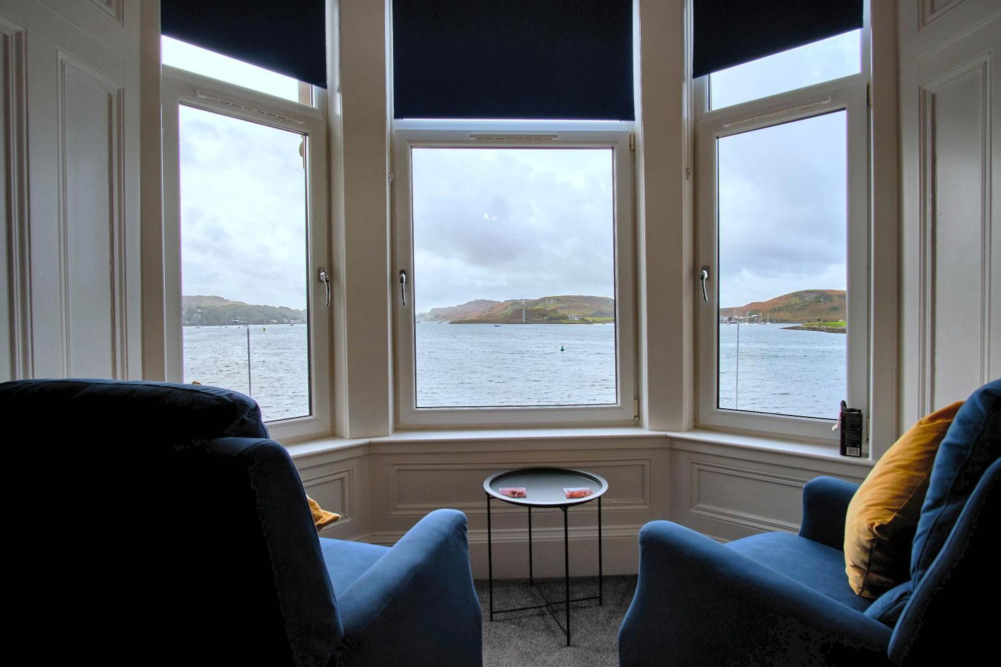 Mackays Hotel Oban Bagian luar foto