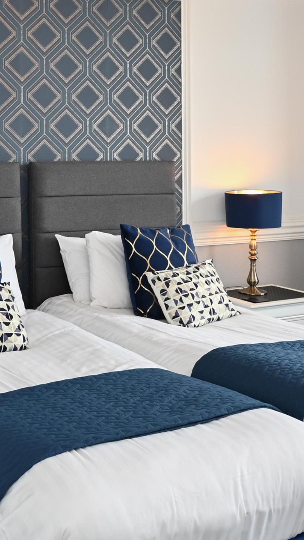 Mackays Hotel Oban Bagian luar foto